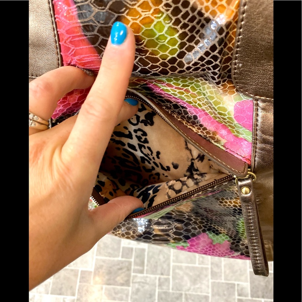 Sharif Gorgeous Large Bronze Metallic Colorful Pattern Bronze Chain Purse - Picture 9 of 15